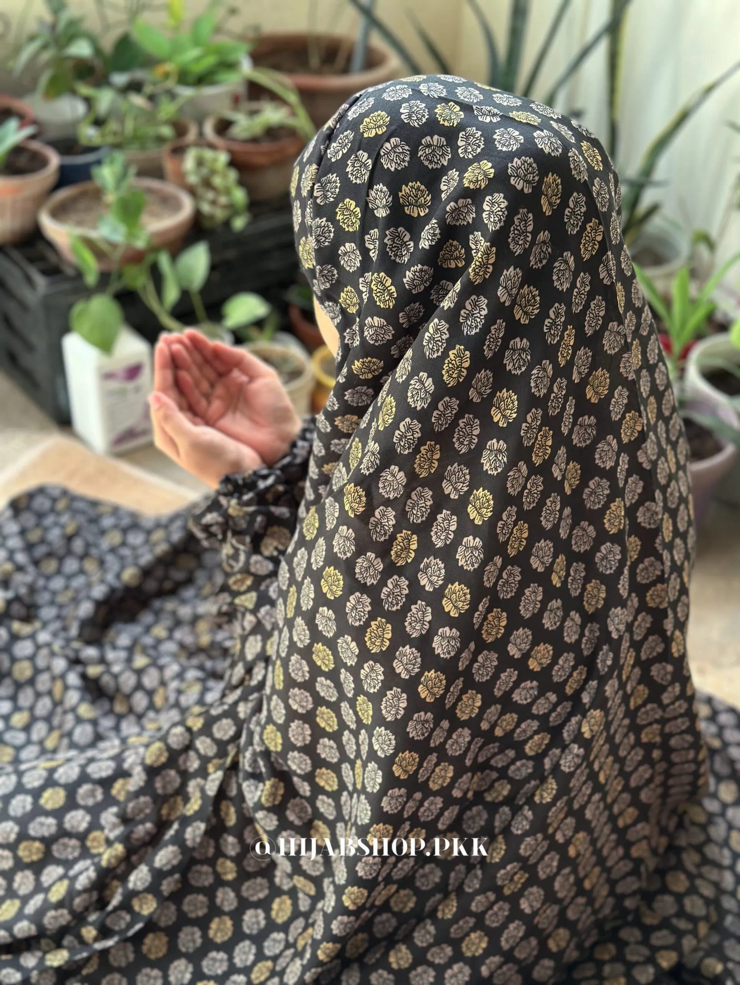 Namaz Chaddar – Brown Lotus